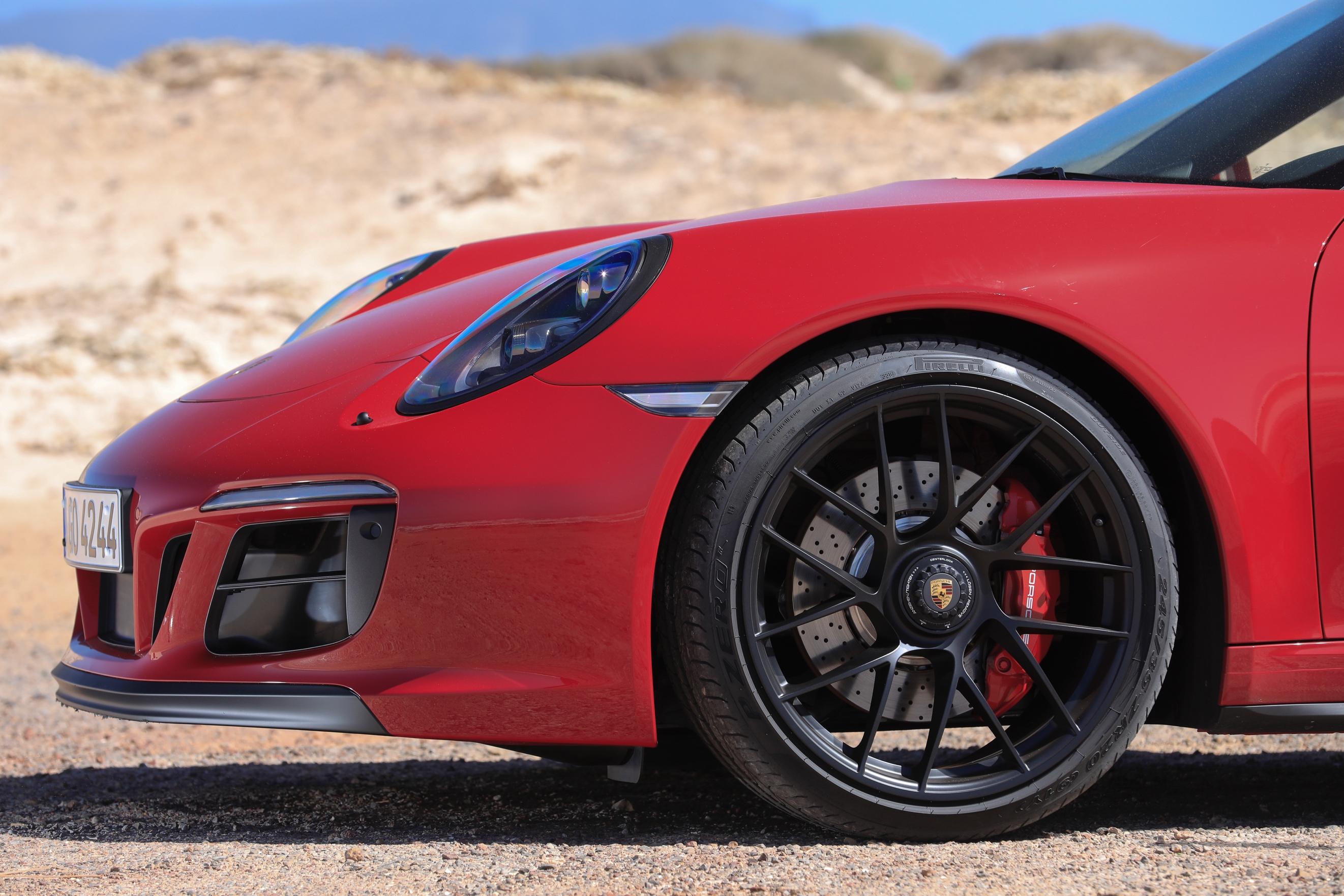 Product Highlights: The Porsche 911 GTS models – More distinctive and  dynamic than ever - Porsche Newsroom AUS