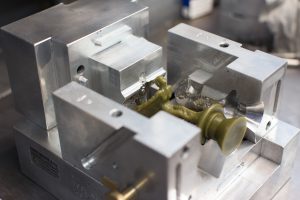 /Users/Kat_Hawke/Dropbox/1A. EBW :: RGR/website/Press Kits/RR_SpiritOfEcstasy/P90245464_highRes_spirit-of-ecstasy.jpg