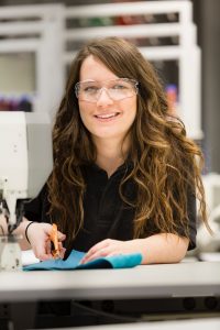 /Users/Kat_Hawke/Dropbox/1A. EBW :: RGR/website/Press Kits/RR_Apprentice/P90247808-highRes.jpg